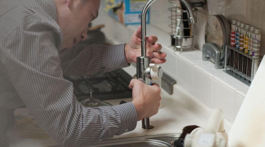 Local expert plumbing services in Neapolis, OH